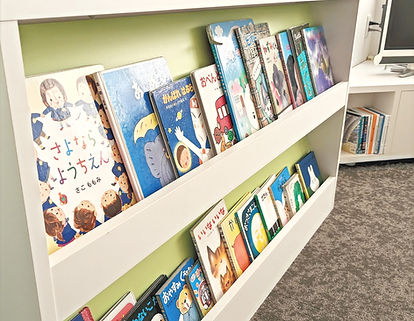 お口をトータルに長期的にケアでき、お子様から大人、どなたでも通いやすいバリアフリーな環境の整っています。また、女性医師もいるので、お母さんも安心の歯科医院です。